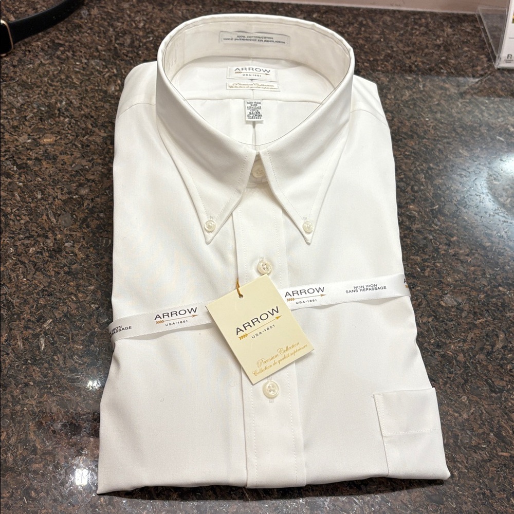 Arrow Premium White
Pinpoint Oxford Dress Shirt